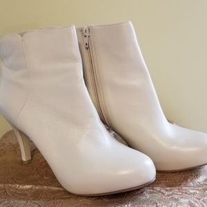Nine West Leather Cream Platform Bootie